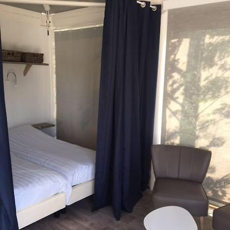 Safaritent Glamping Tent Nabij Sint Maartenszee Hotell Sint Maartensvlotbrug Exteriör bild
